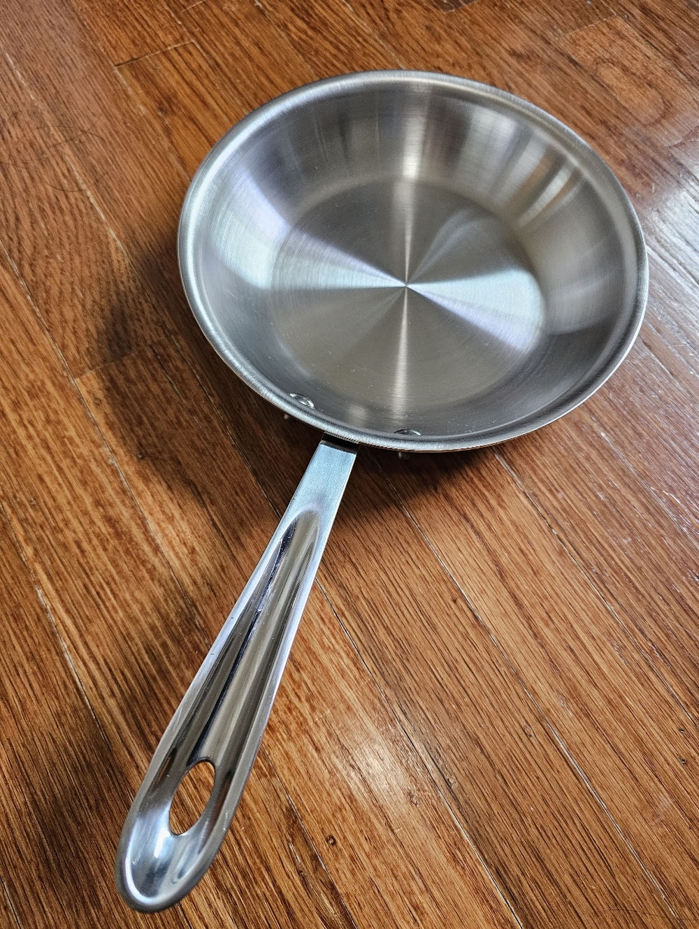 New All-Clad D3 8" Fry Pan